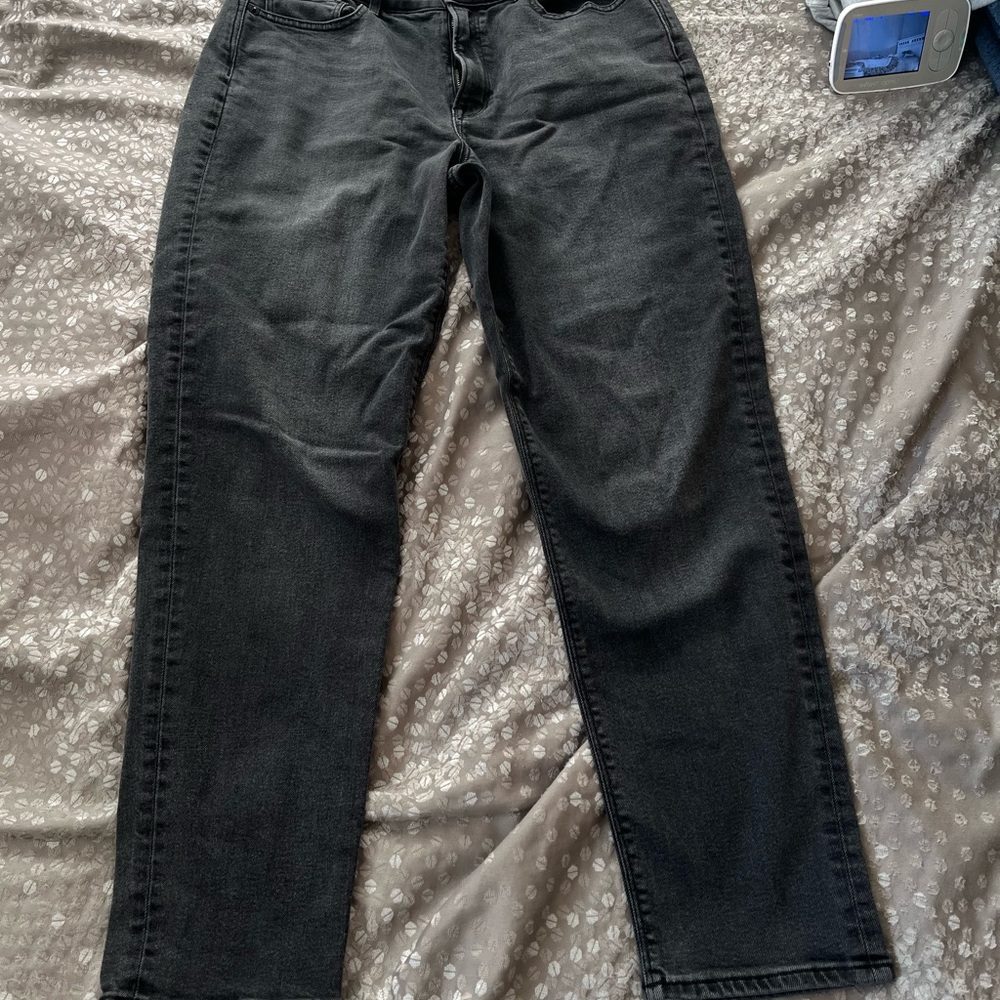 American Eagle Outfitters Stretch Mom Jeans